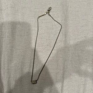 Kendra Scott necklace